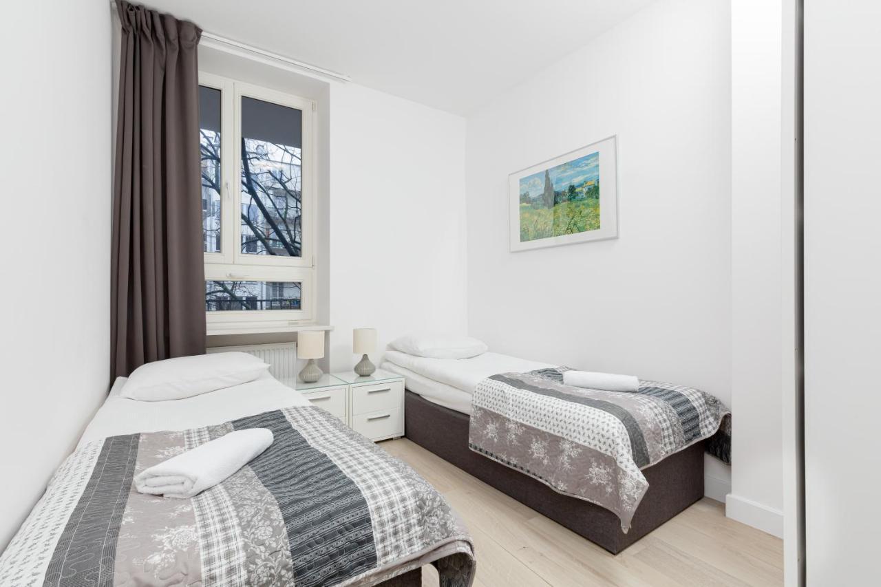 City Center Apartments Hoza By Noclegi Renters Warszawa Exteriör bild