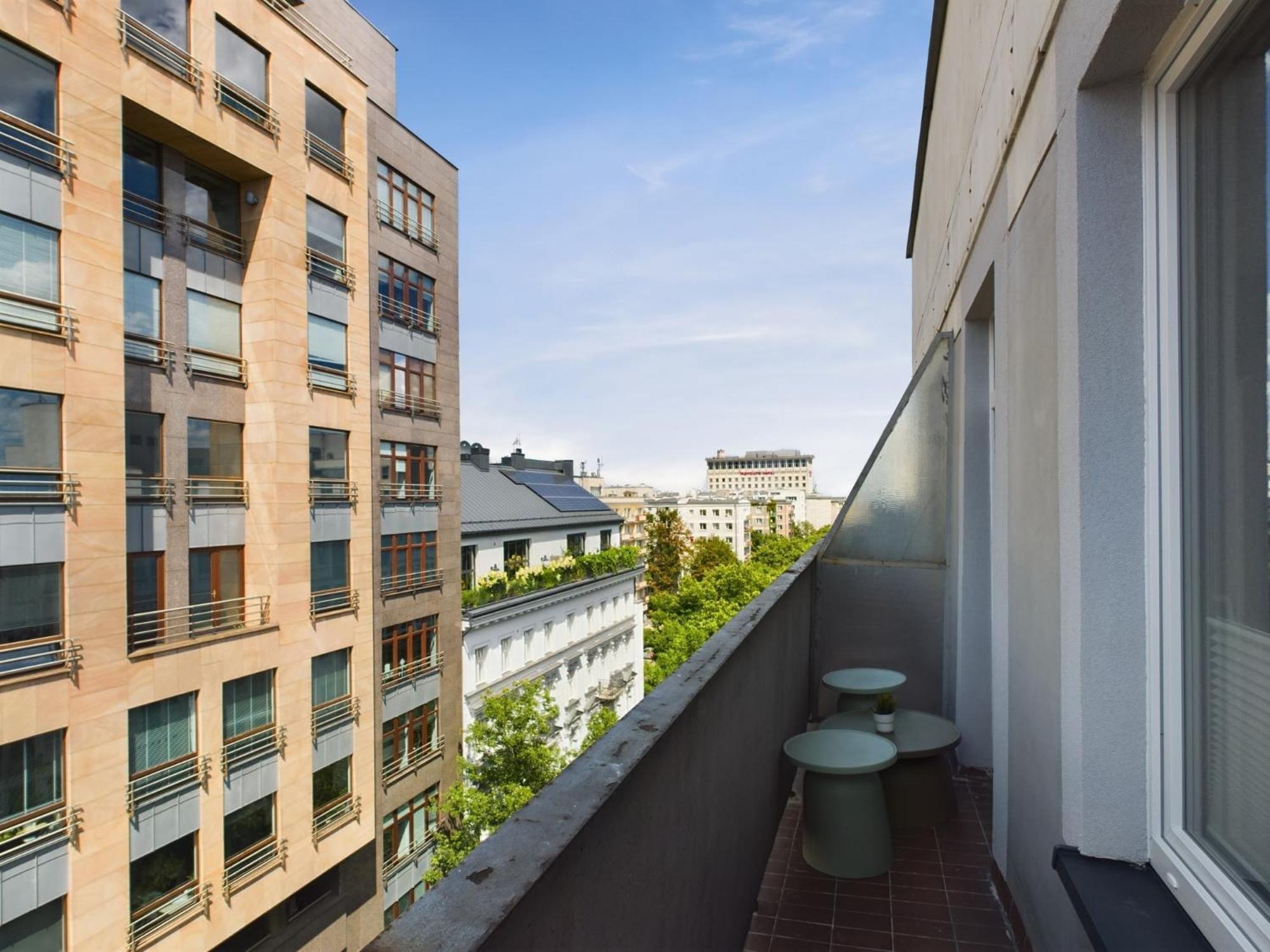 City Center Apartments Hoza By Noclegi Renters Warszawa Exteriör bild