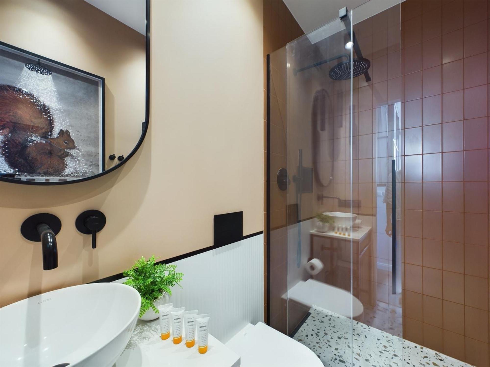 City Center Apartments Hoza By Noclegi Renters Warszawa Exteriör bild