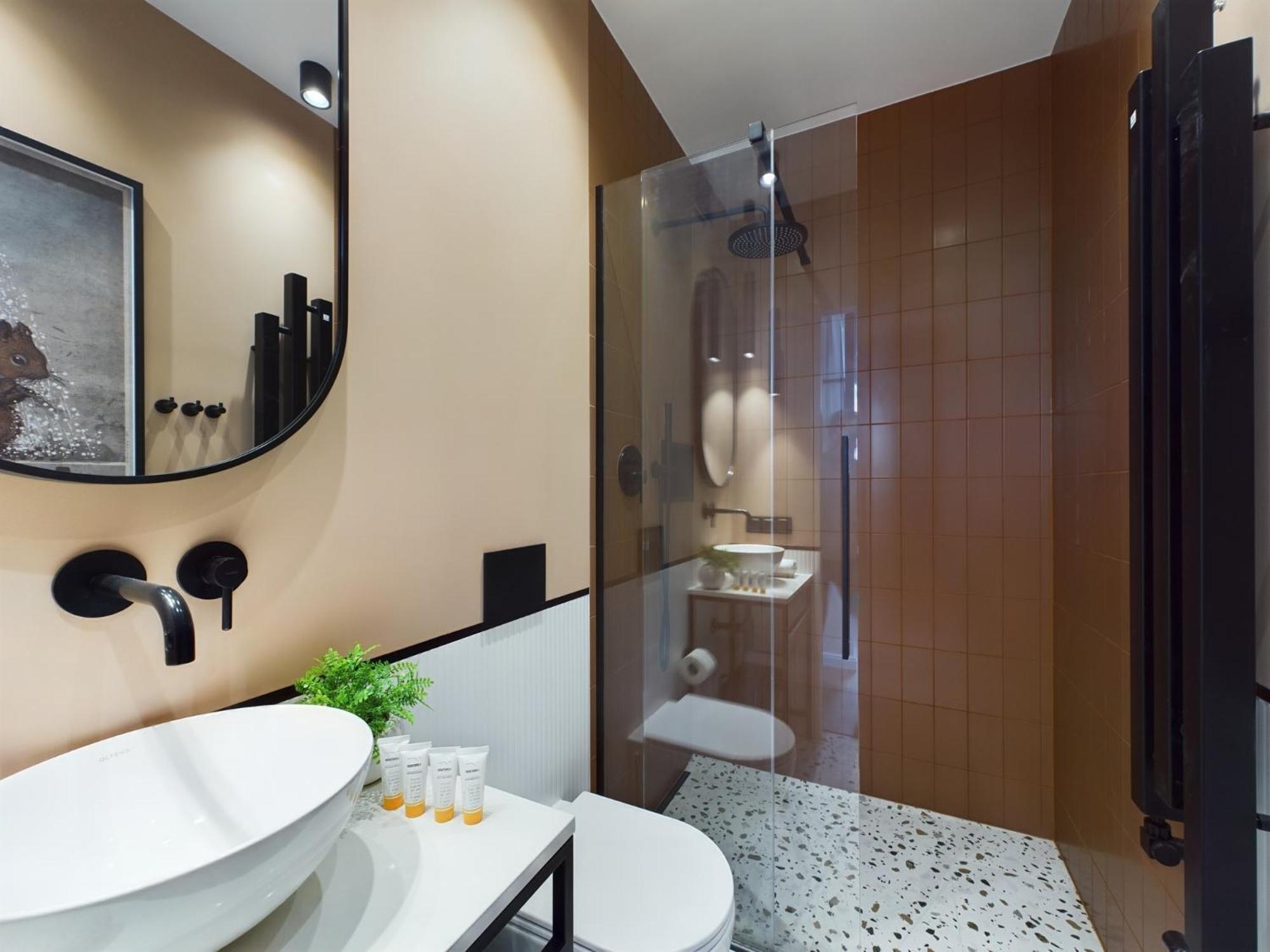 City Center Apartments Hoza By Noclegi Renters Warszawa Exteriör bild
