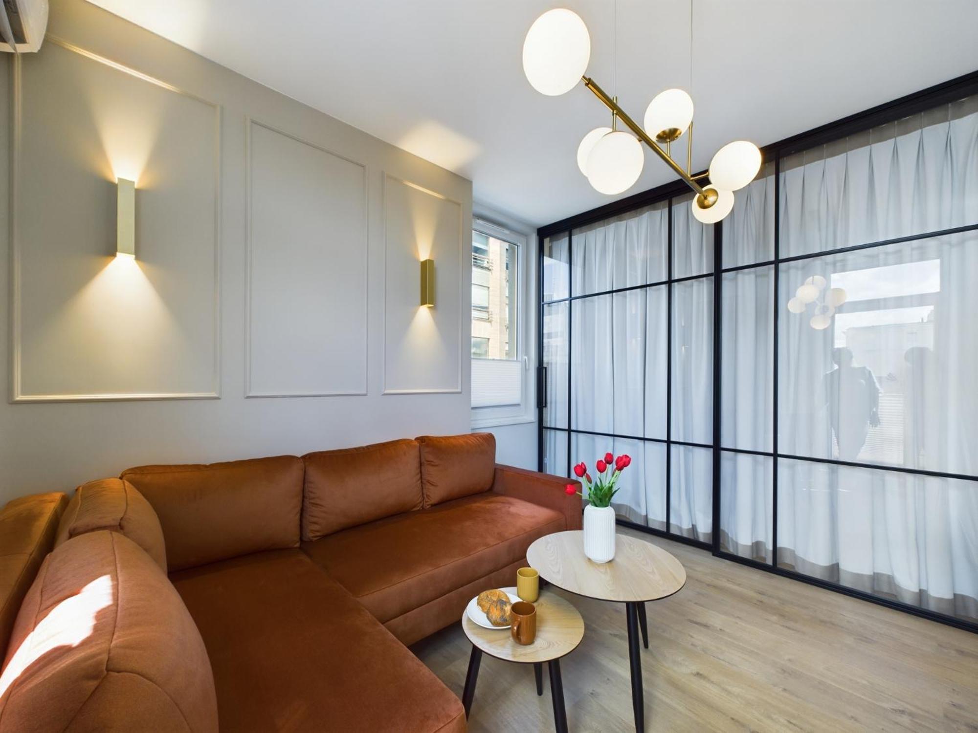City Center Apartments Hoza By Noclegi Renters Warszawa Exteriör bild